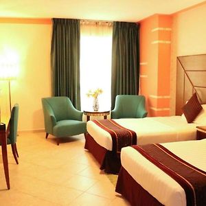 Hotel Paramont Inn Near New Delhi Airport